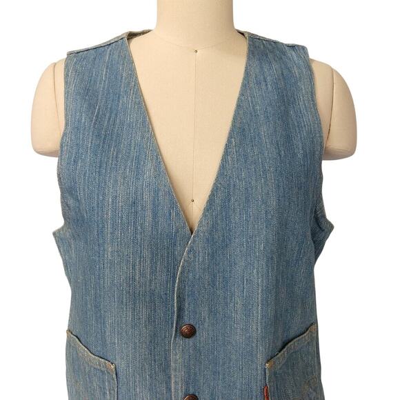 Vintage Levi's Orange Tab Denim Vest Size M Jean Pocket Snap Front 70s USA Made - Picture 2 of 9